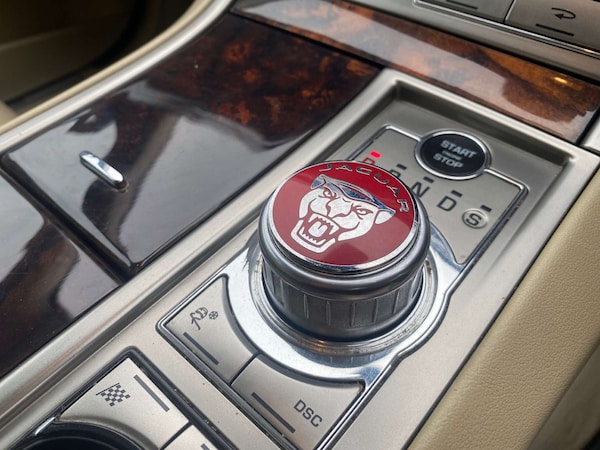 Used Jaguar XF 2011 for sale - 76304395: Photo 14
