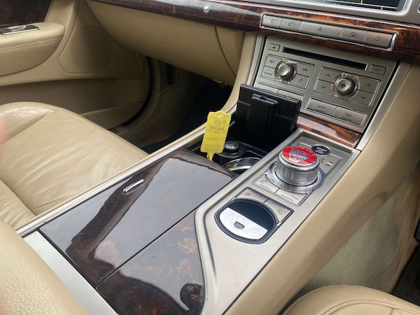 Used Jaguar XF 2011 for sale - 76304395: Photo 16