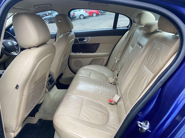 Used Jaguar XF 2011 for sale - 76304395: Photo 26