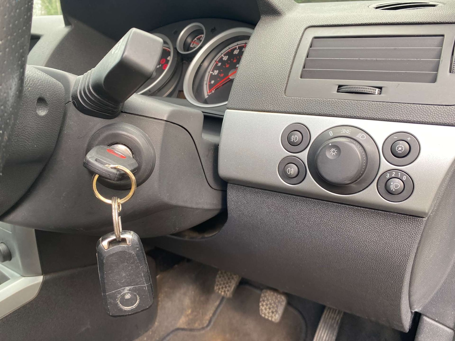 Used Vauxhall Astra 2008 for sale - 77833224: Photo 24