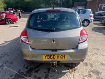 Used Renault Clio 2011 for sale - 74353037: Photo