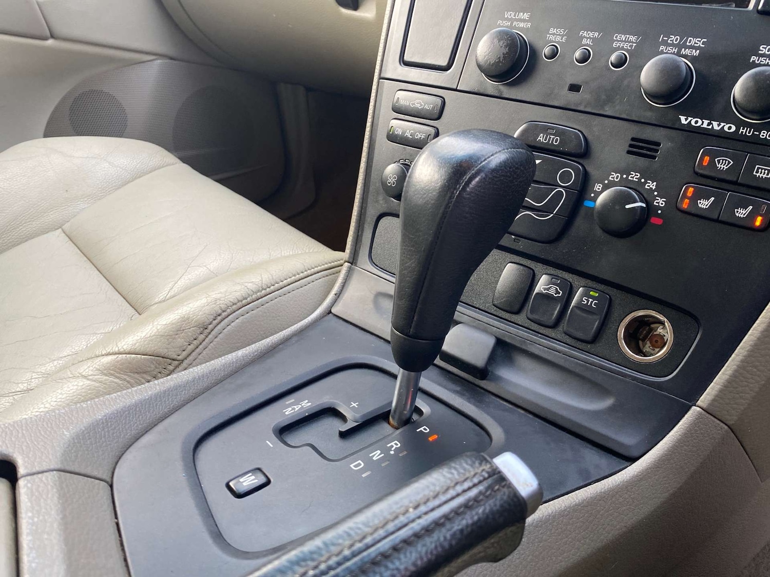 Used Volvo S60 2004 for sale - 77070832: Photo 19