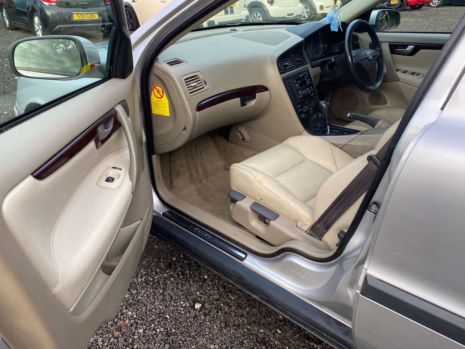 Used Volvo S60 2004 for sale - 77070832: Photo 23