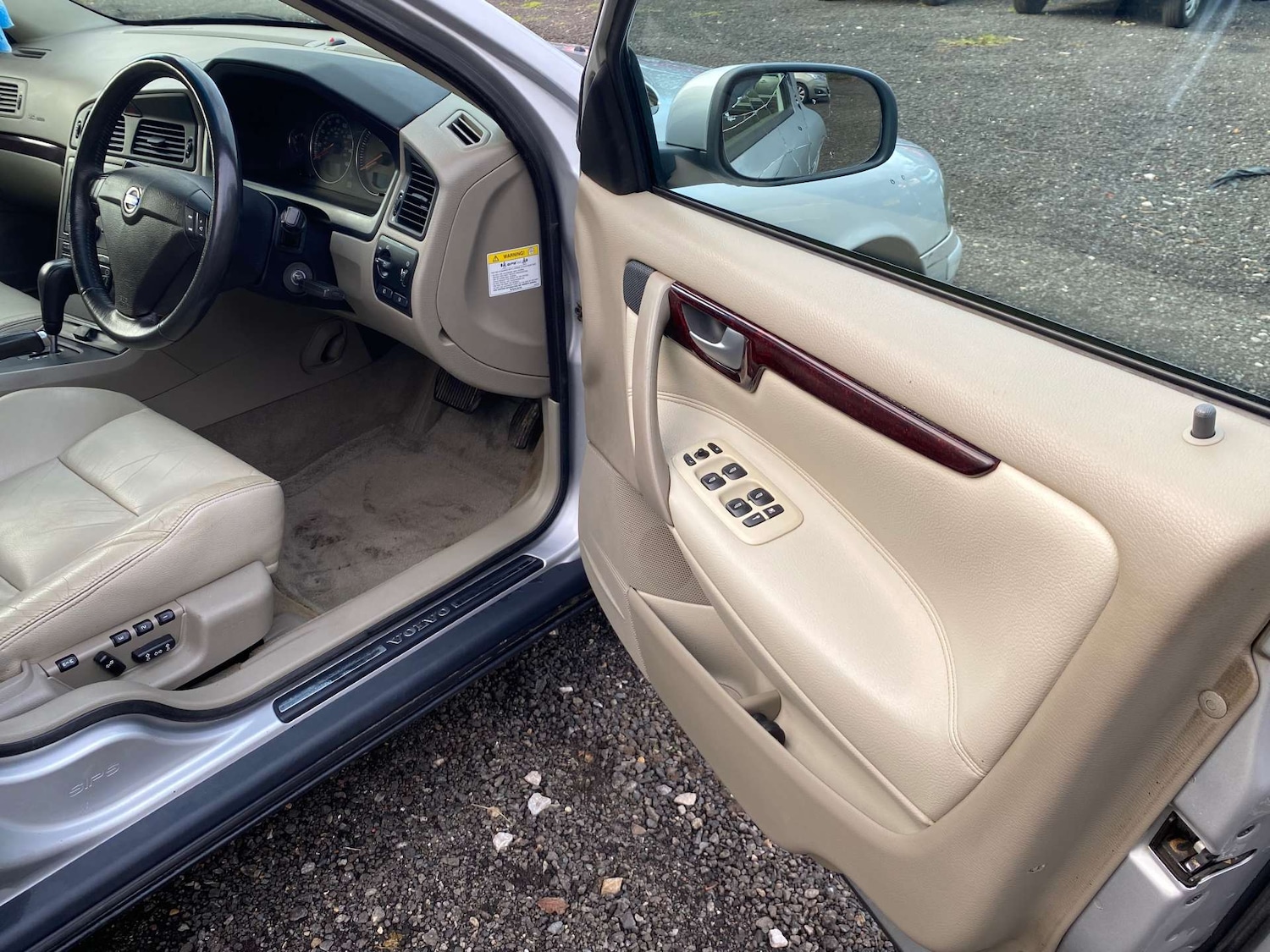 Used Volvo S60 2004 for sale - 77070832: Photo 24