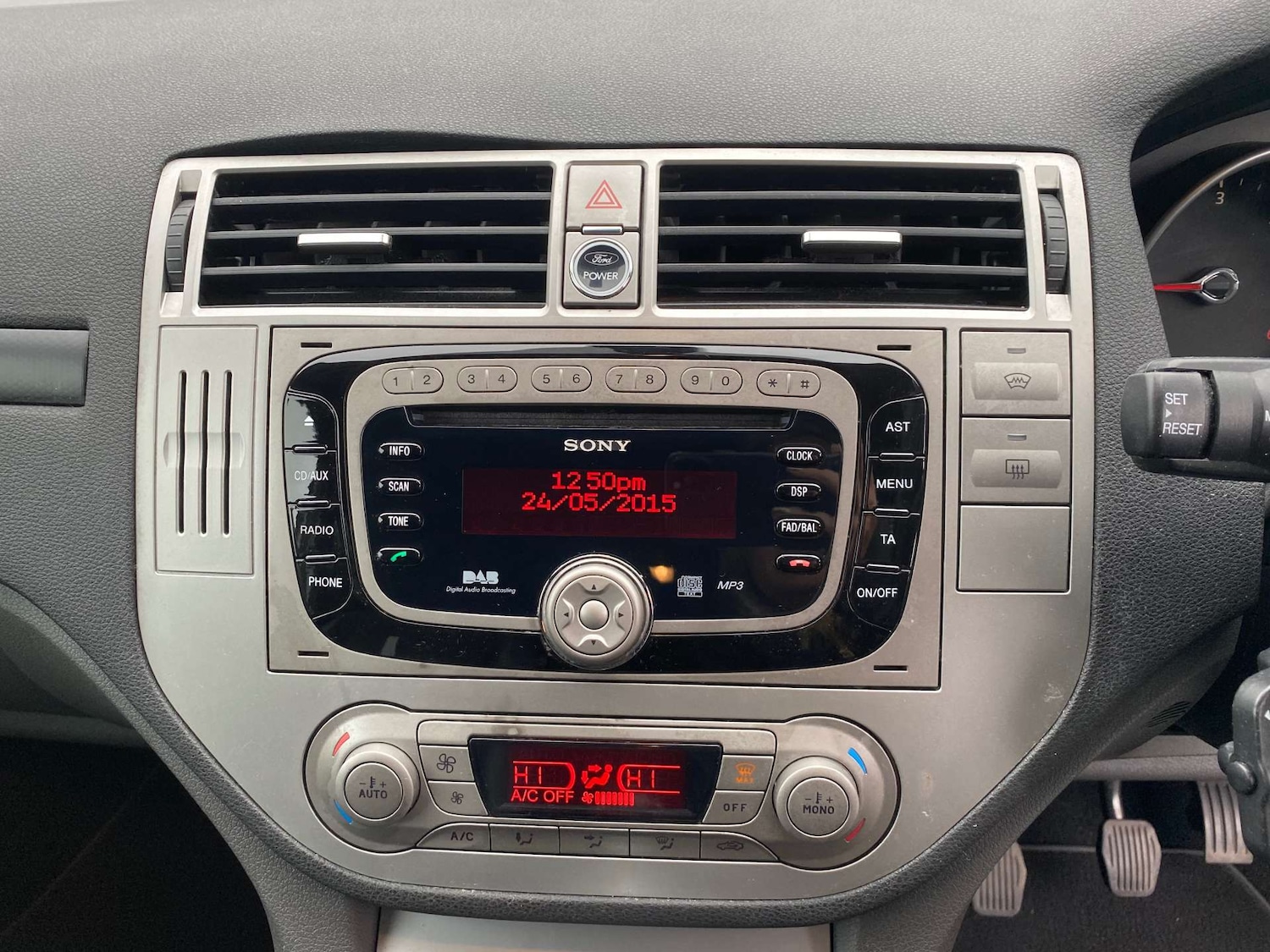 Used Ford Kuga 2012 for sale - 76280320: Photo 20