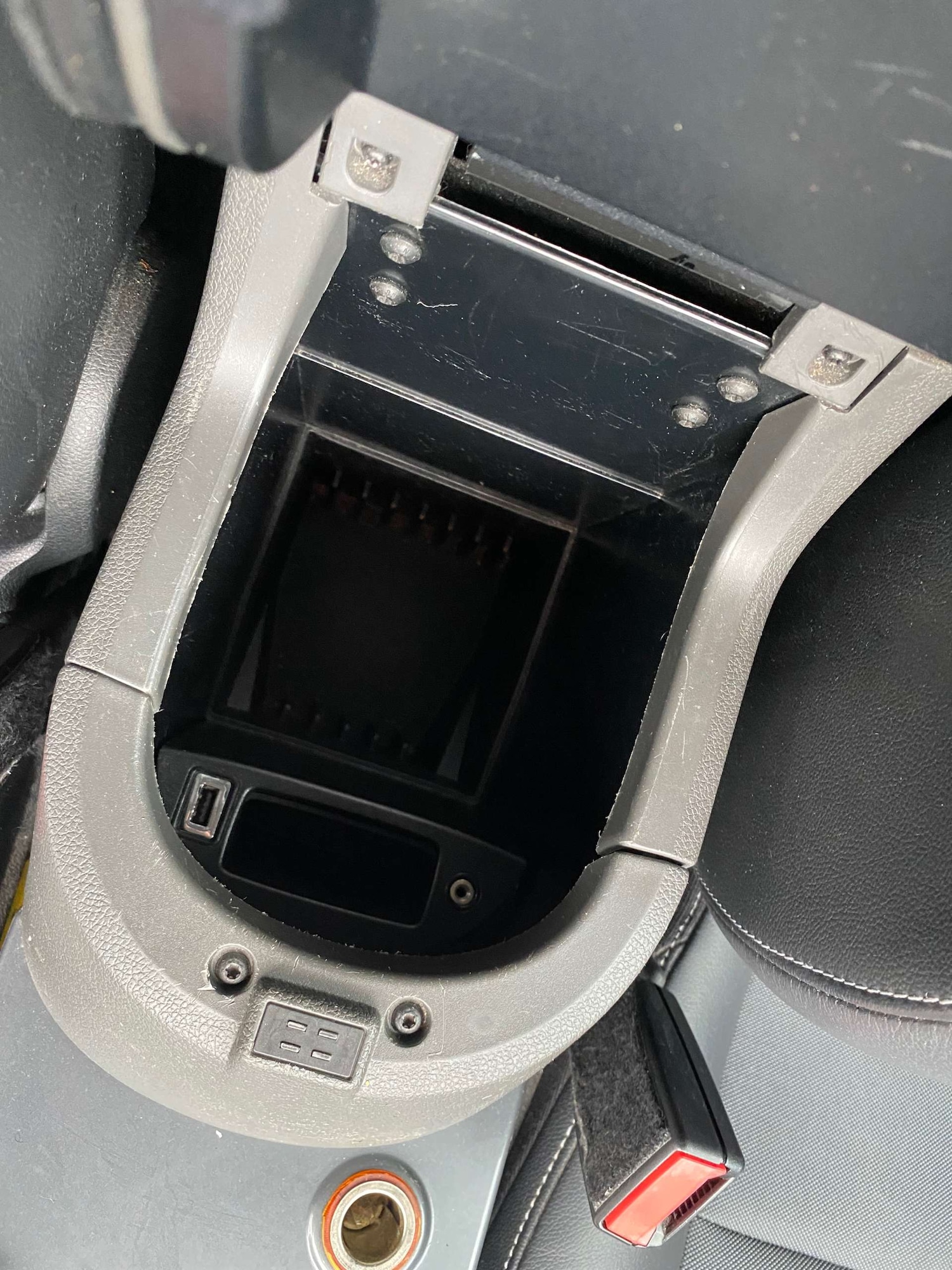 Used Ford Kuga 2012 for sale - 76280320: Photo 28