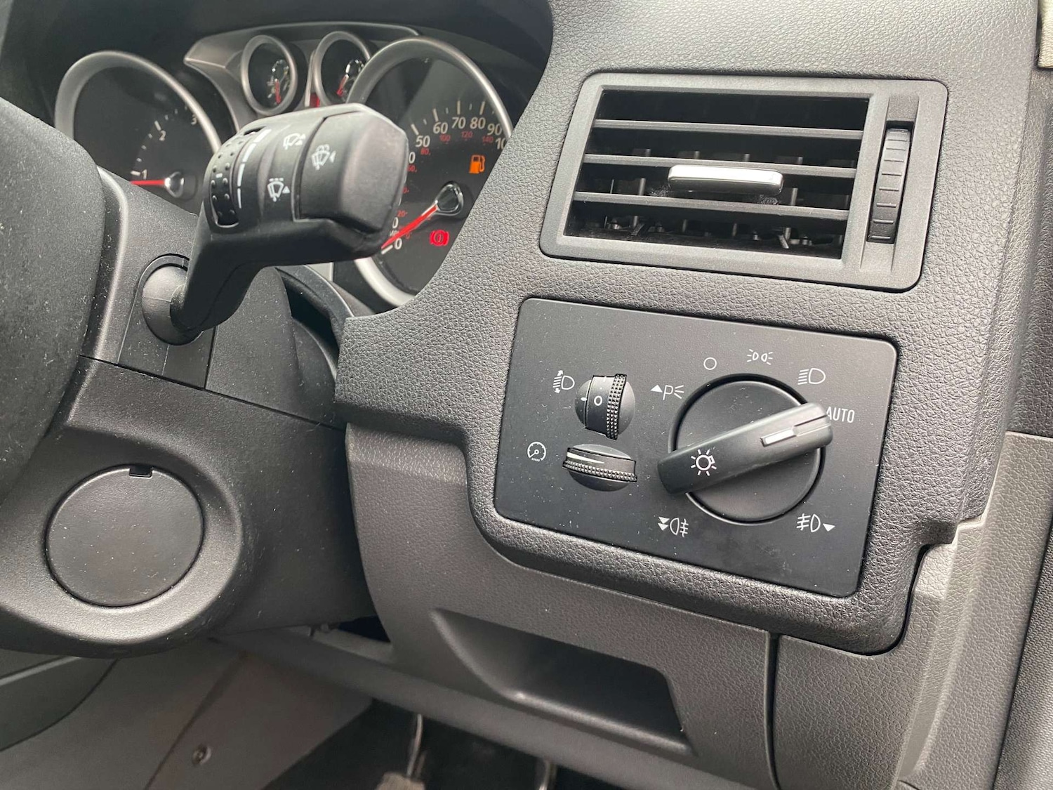 Used Ford Kuga 2012 for sale - 76280320: Photo 29