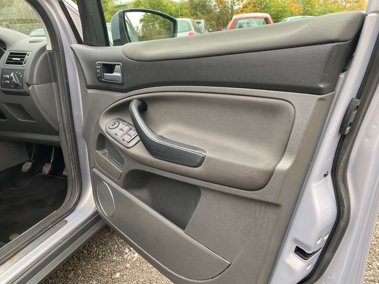 Used Ford Kuga 2012 for sale - 76280320: Photo 32