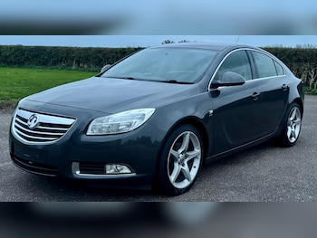 Vauxhall - Insignia
