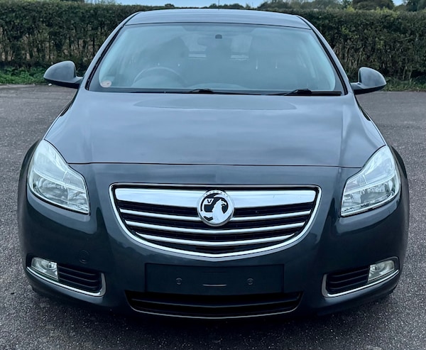 Used Vauxhall Insignia 2011 for sale - 76268775: Photo 5