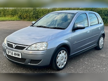 Vauxhall - Corsa