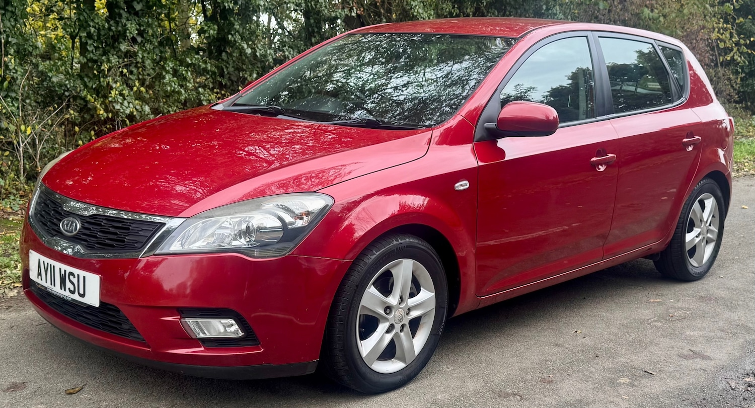 Used Kia Ceed 2011 for sale - 76455651: Photo 1