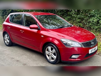 Used Kia Ceed 2011 for sale - 76455651: Photo