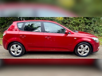 Used Kia Ceed 2011 for sale - 76455651: Photo