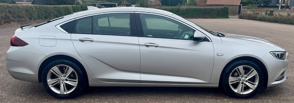 Used Vauxhall Insignia 2018 for sale - 75640997: Photo 4