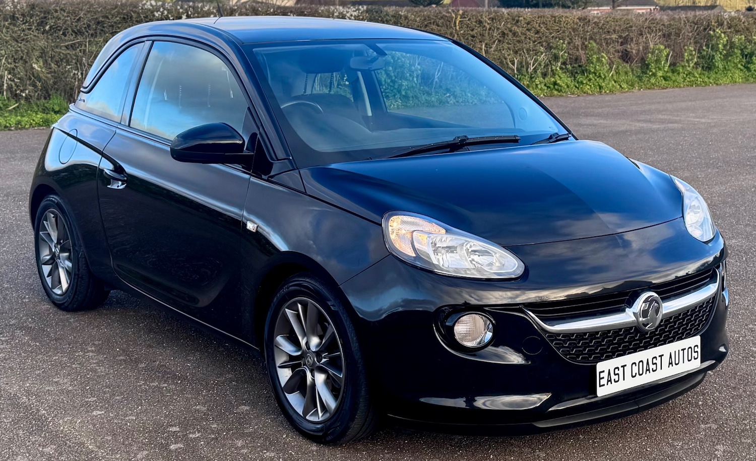Used Vauxhall ADAM 2018 for sale - 77980780: Photo 2