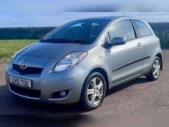 Used Toyota Yaris 2010 for sale - 78143764: Photo