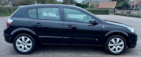 Used Vauxhall Astra 2005 for sale - 76241858: Photo 4