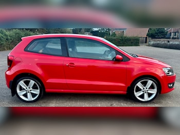 Used Volkswagen Polo 2010 for sale - 79347621: Photo