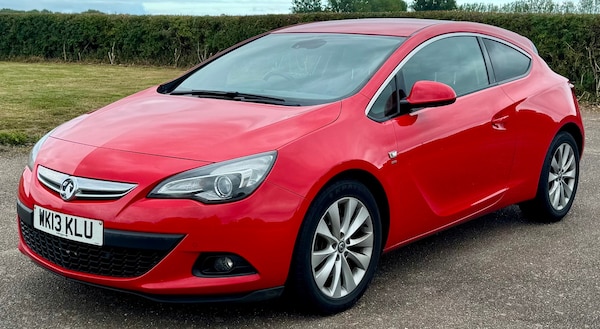Used Vauxhall Astra GTC 2013 for sale - 75587566: Photo 1