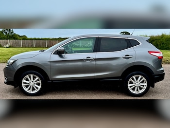 Used Nissan Qashqai 2014 for sale - 78885549: Photo