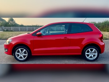 Used Volkswagen Polo 2010 for sale - 79302645: Photo