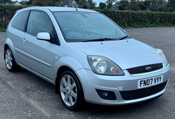 Used Ford Fiesta 2007 for sale - 76241793: Photo 2