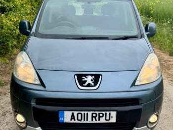 Used Peugeot Partner Tepee 2011 for sale - 74620445: Photo