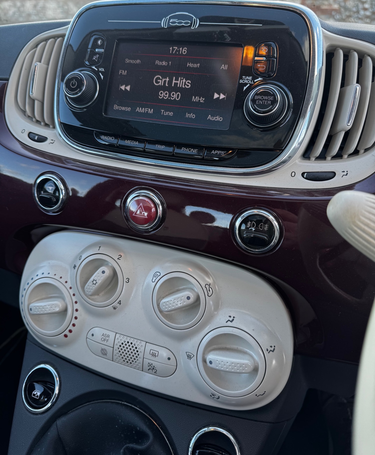 Used Fiat 500 2015 for sale - 78213293: Photo 8