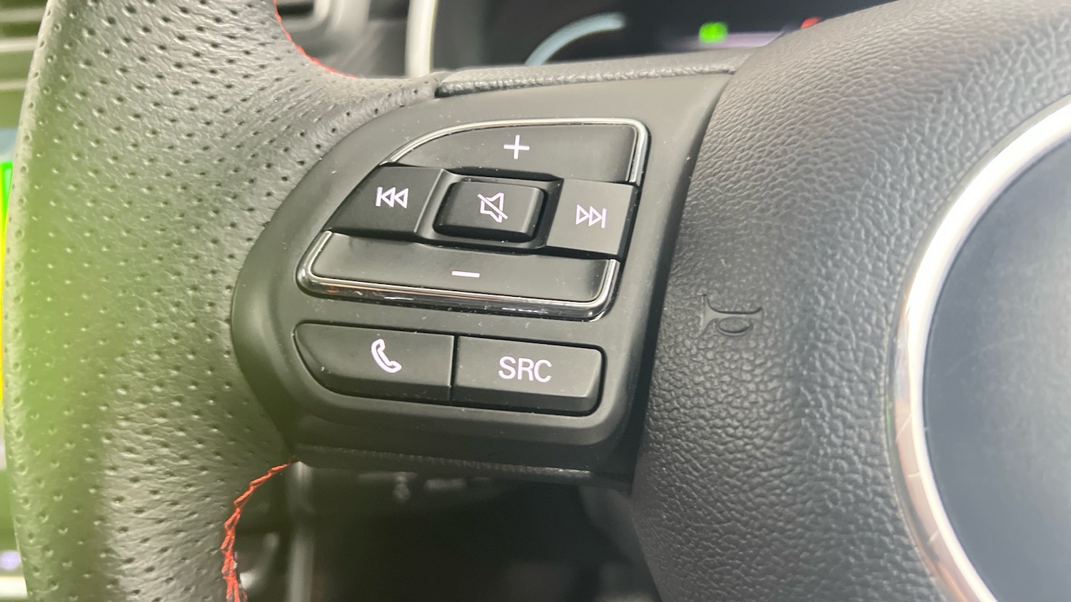 Used MG MG ZS 2023 for sale - 76675960: Photo 15