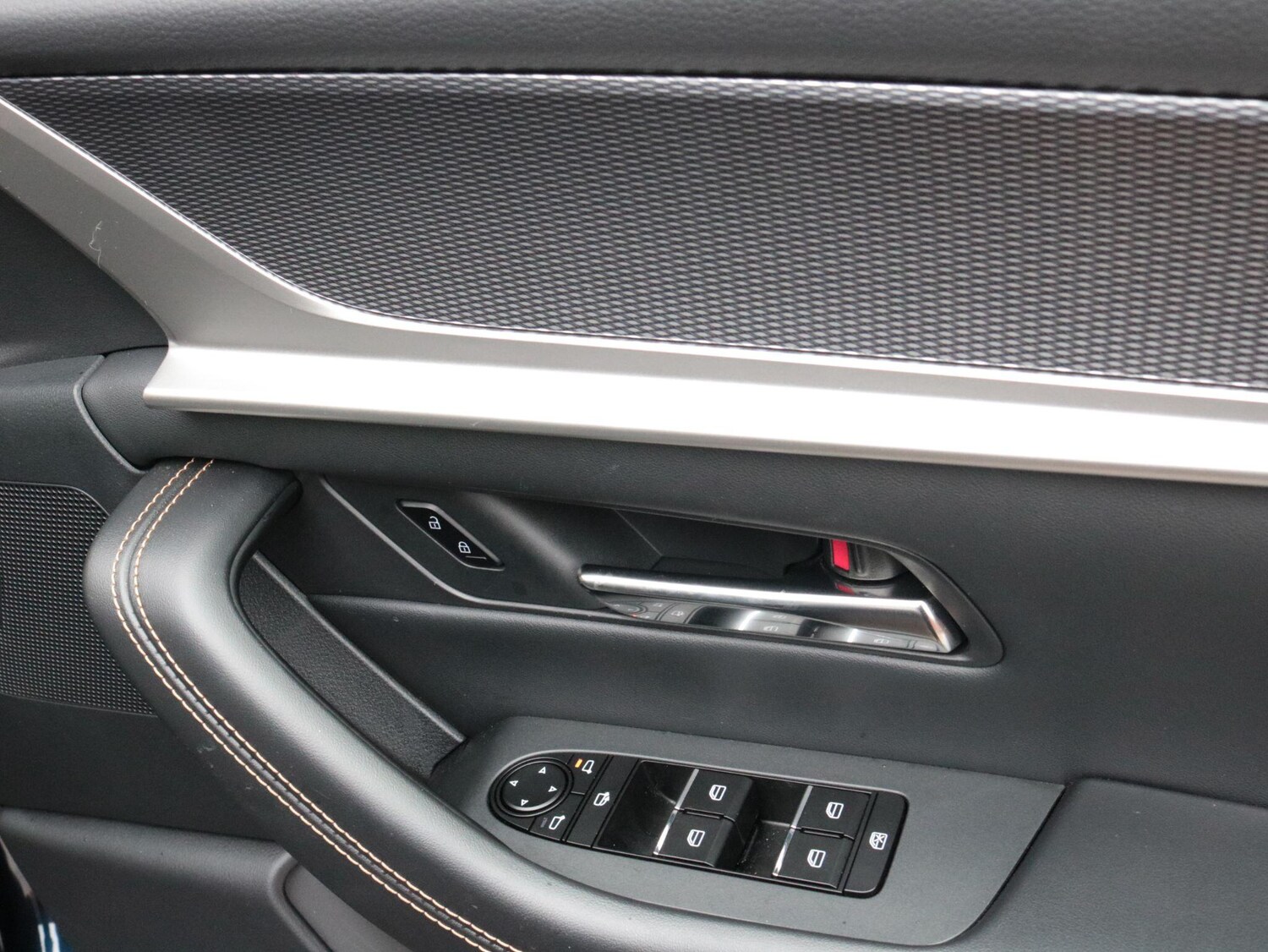 Used Mazda CX-60 2025 for sale - 76849871: Photo 25