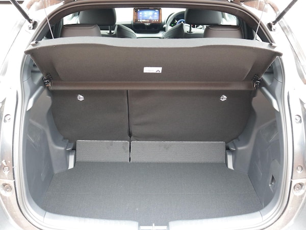 Used Mazda Mazda2 HYBRID 2025 for sale - 76269876: Photo 12