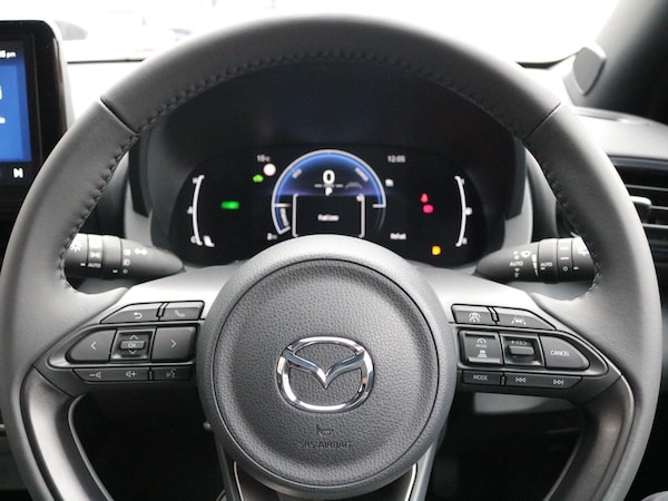 Used Mazda Mazda2 HYBRID 2025 for sale - 76269876: Photo 17