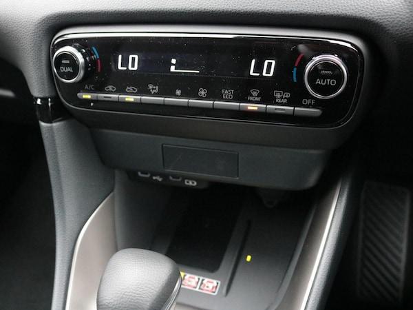 Used Mazda Mazda2 HYBRID 2025 for sale - 76269876: Photo 21