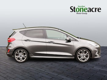 Used Ford Fiesta 2018 for sale - 79116590: Photo