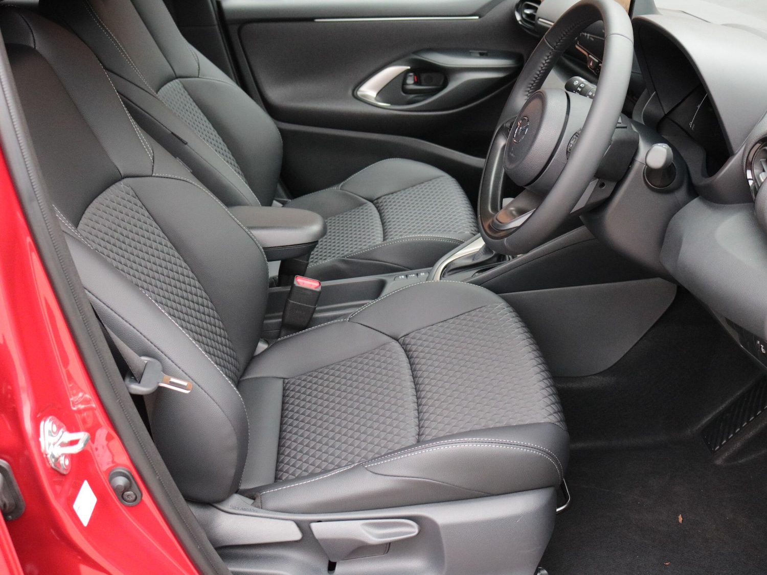 Used Mazda Mazda2 HYBRID 2025 for sale - 77387299: Photo 14