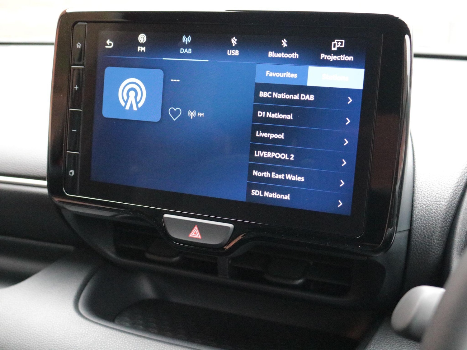 Used Mazda Mazda2 HYBRID 2025 for sale - 77387299: Photo 21