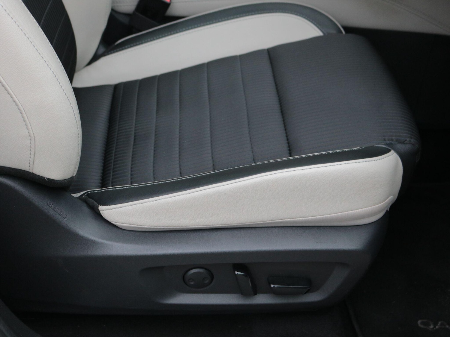 Used Nissan Qashqai 2023 for sale - 76326526: Photo 30