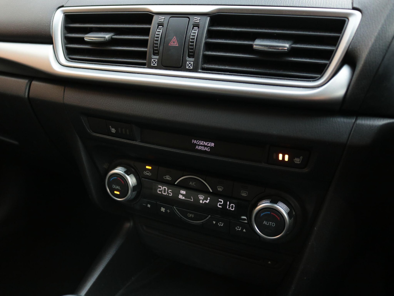 Used Mazda Mazda3 2017 for sale - 77768233: Photo 21