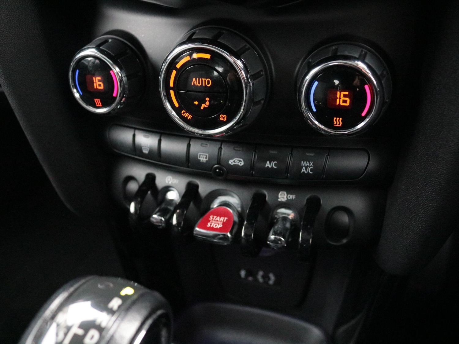 Used MINI Hatch 2017 for sale - 76573470: Photo 22