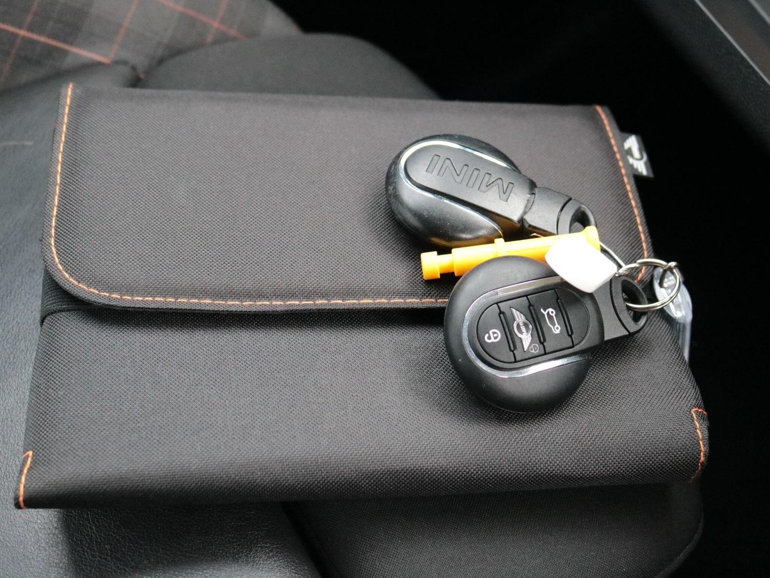 Used MINI Hatch 2017 for sale - 76573470: Photo 28