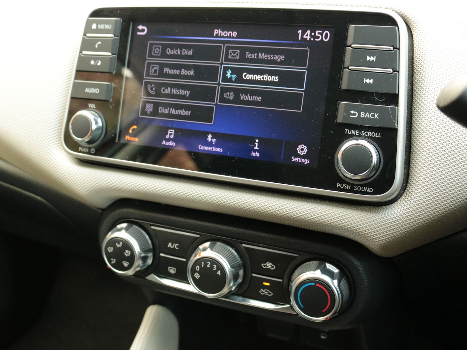 Used Nissan Micra 2018 for sale - 77242592: Photo 19