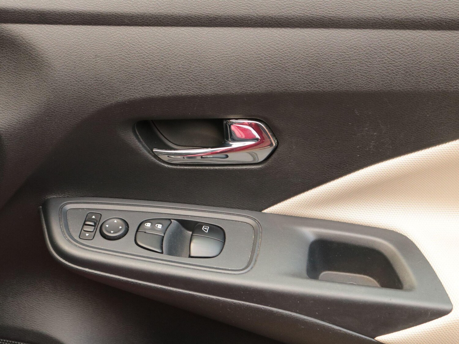 Used Nissan Micra 2018 for sale - 77242592: Photo 25