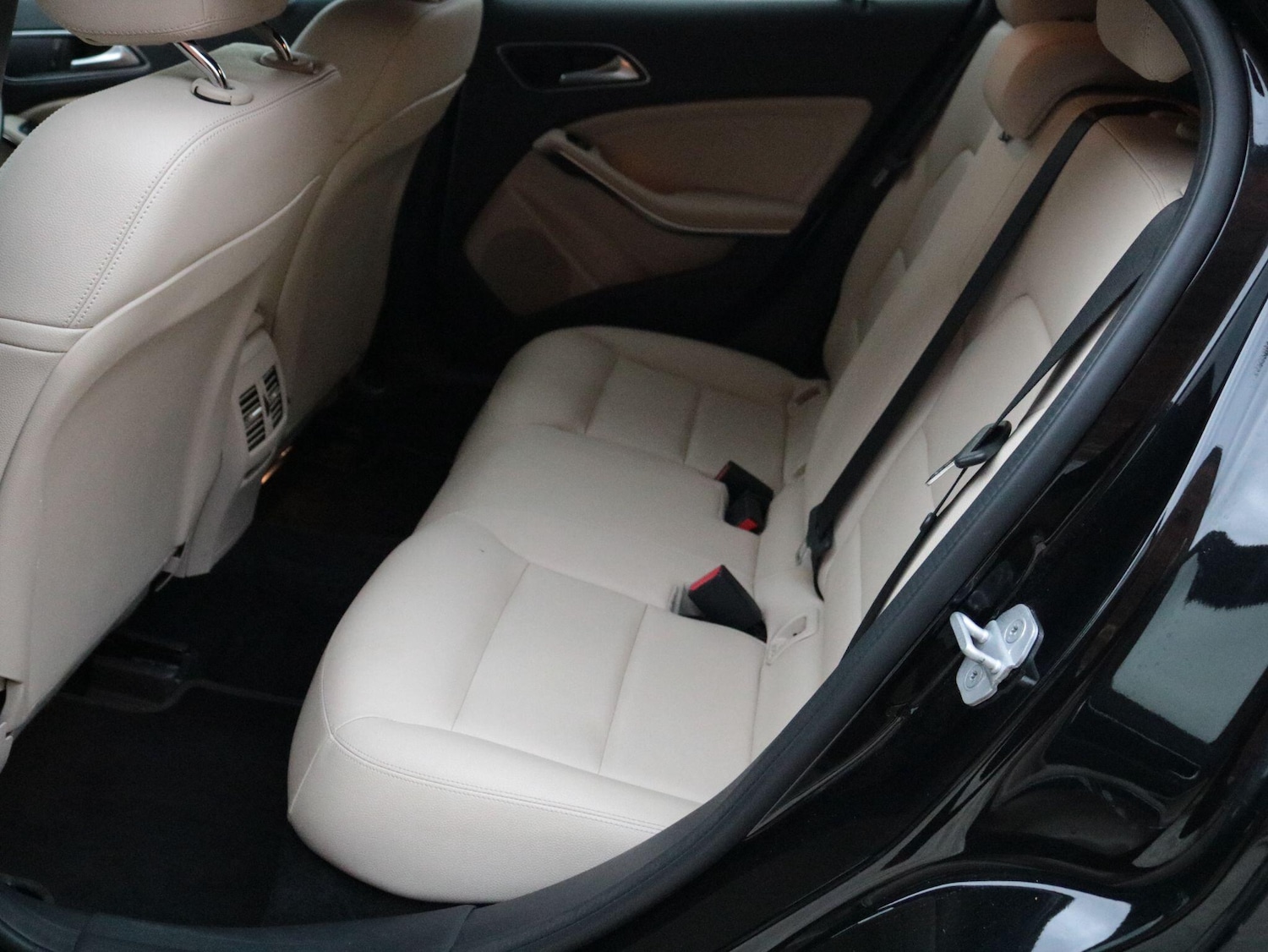 Used Mercedes-Benz GLA 2017 for sale - 76513399: Photo 26