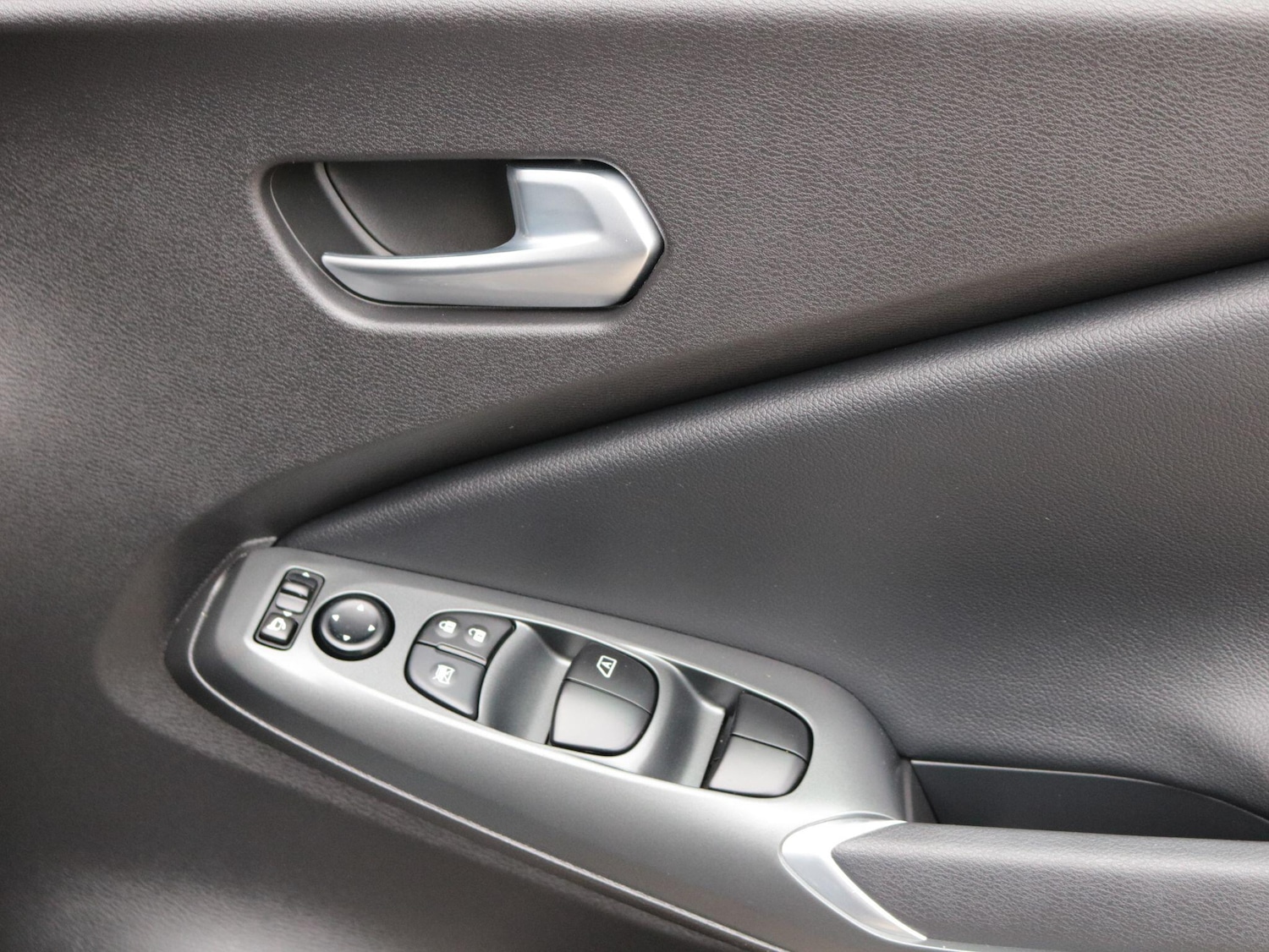 Used Nissan Juke for sale - 77825026: Photo 25