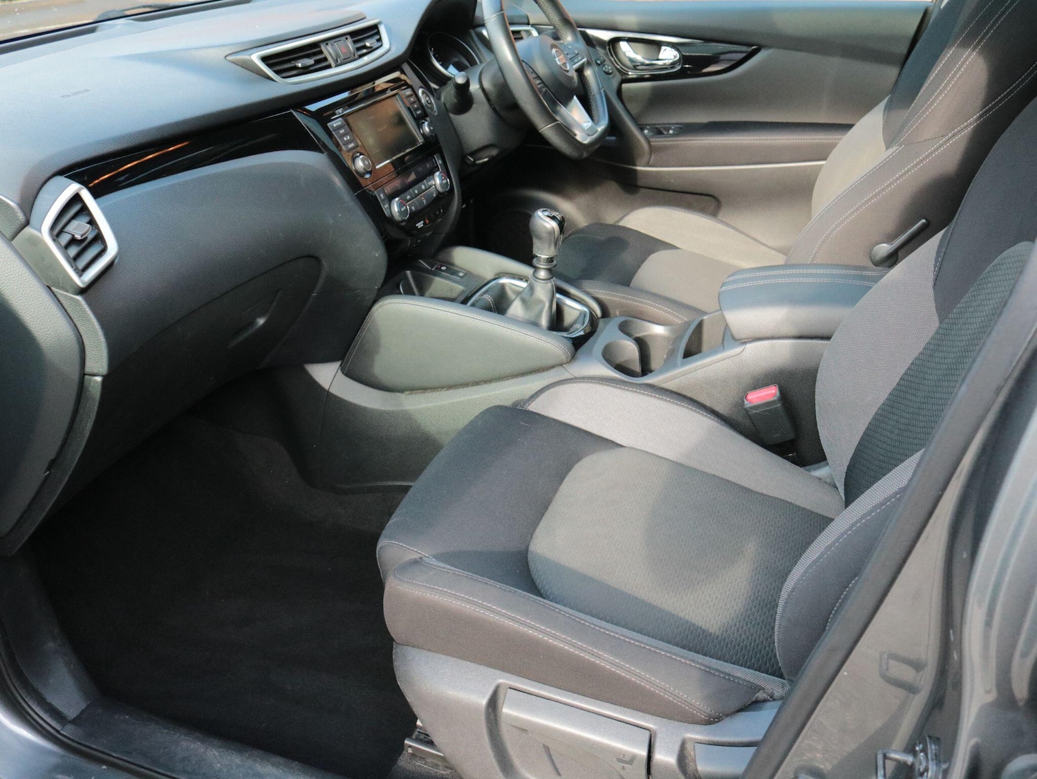 Used Nissan Qashqai for sale - 77611593: Photo 17