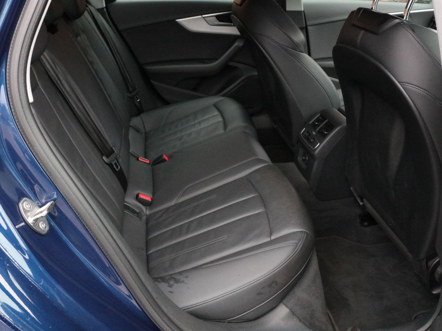 Used Audi A4 2019 for sale - 76850392: Photo 24