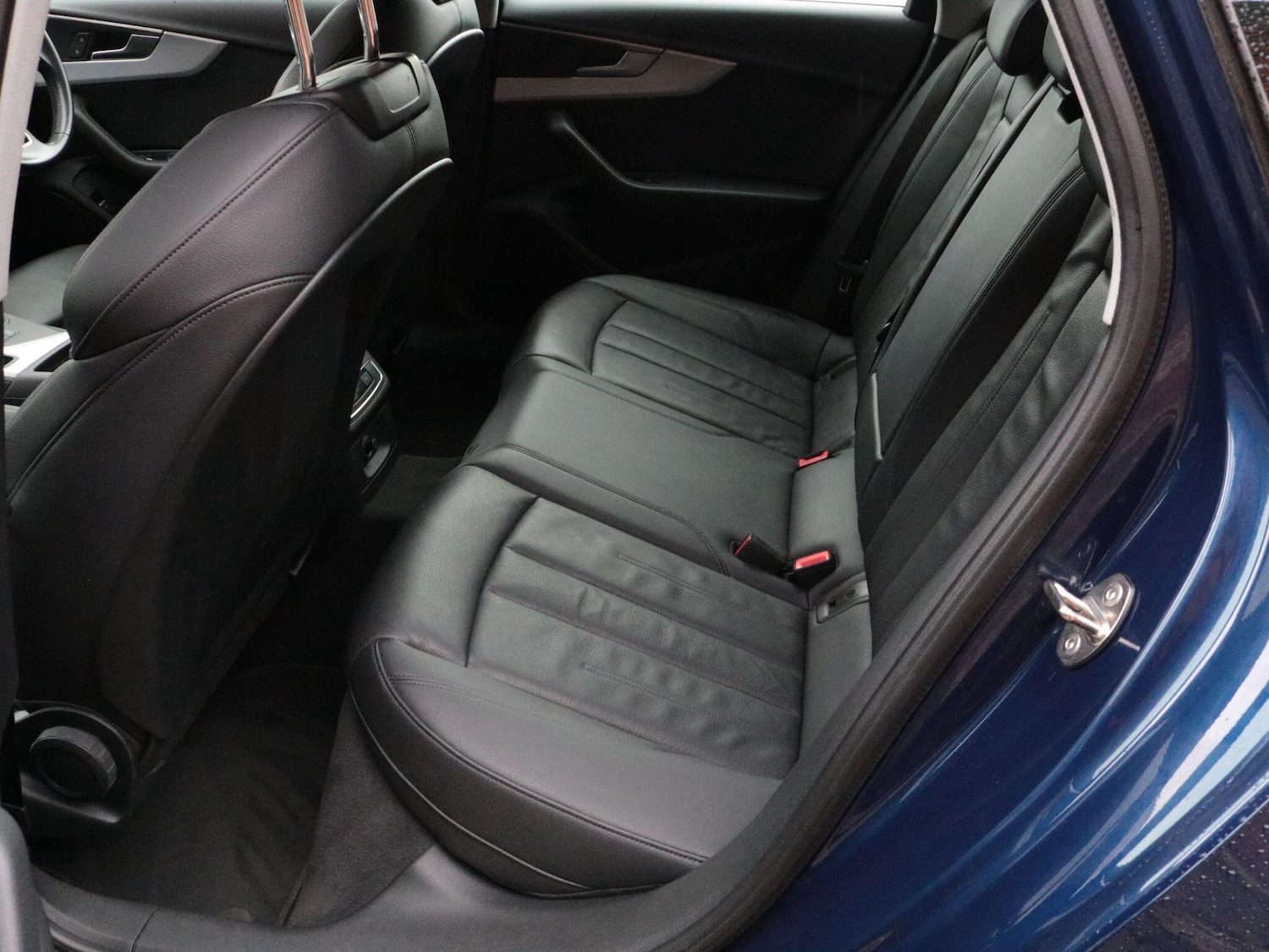 Used Audi A4 2019 for sale - 76850392: Photo 25