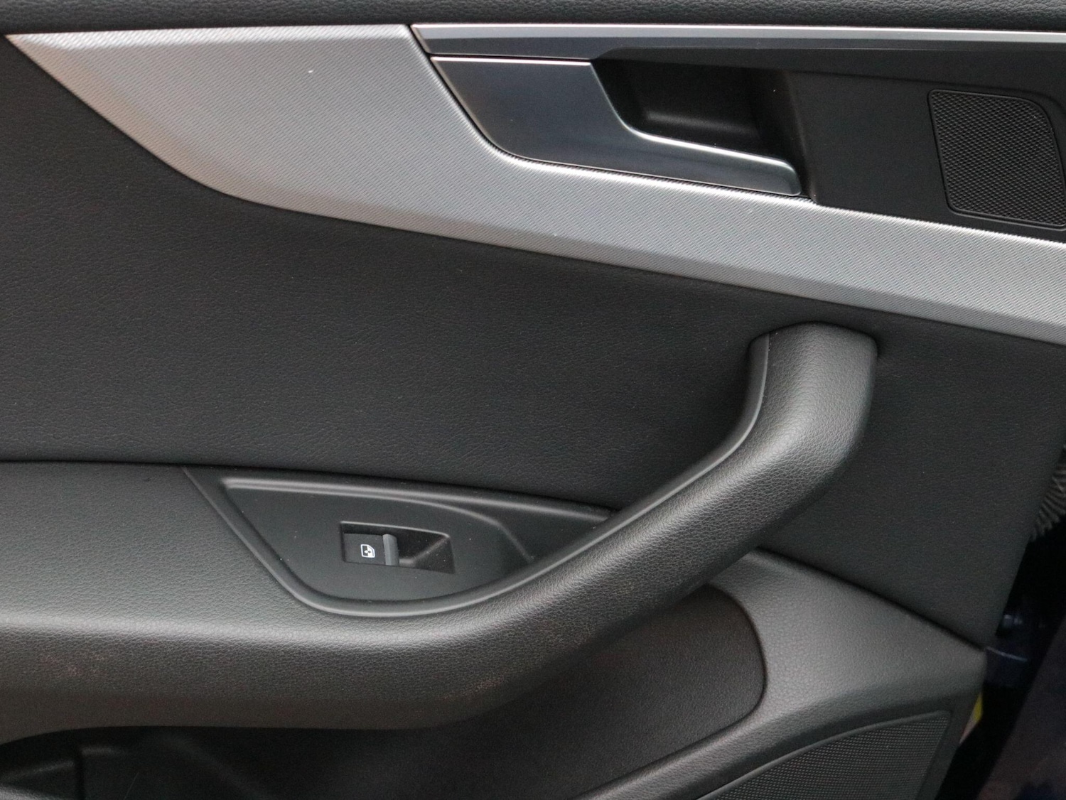 Used Audi A4 2019 for sale - 76850392: Photo 26