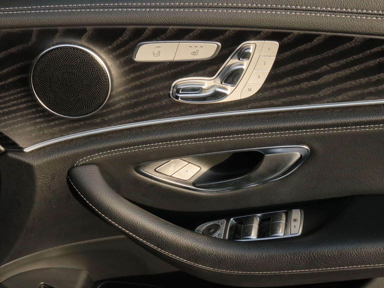 Used Mercedes-Benz E Class 2018 for sale - 77598135: Photo 30